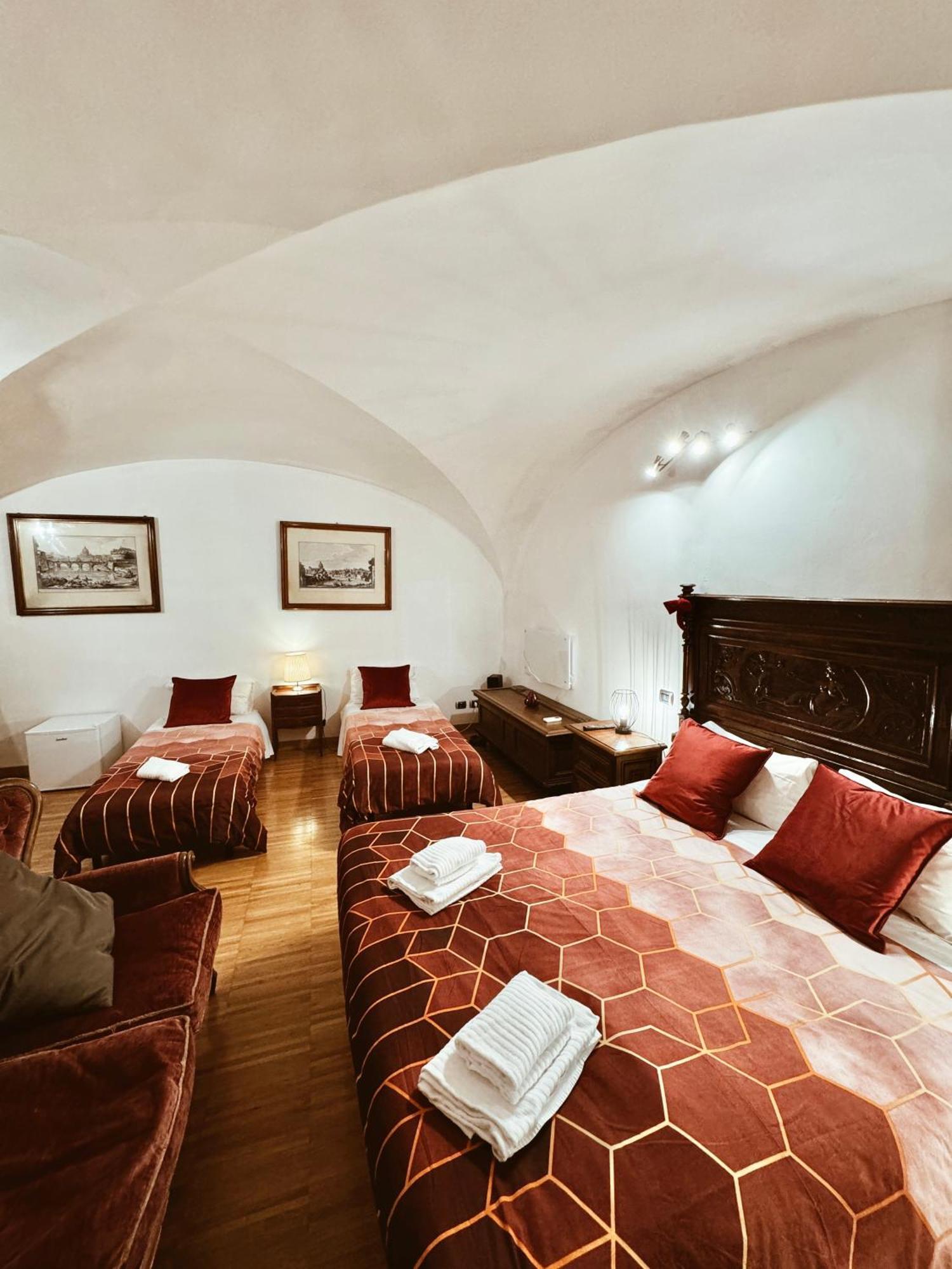 Residenza Tritone Luxury Guest House Trevi Fountain 罗马 外观 照片