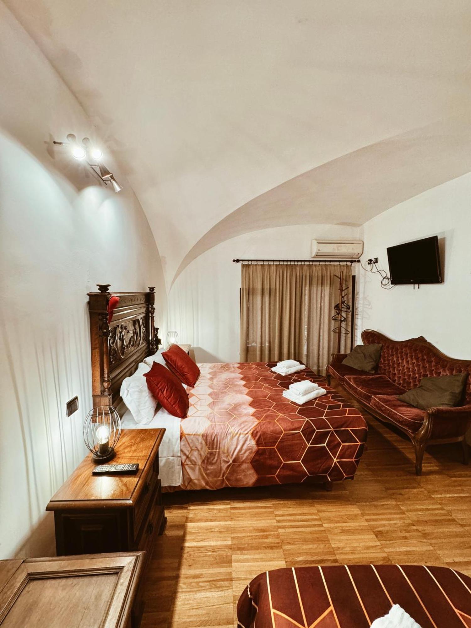 Residenza Tritone Luxury Guest House Trevi Fountain 罗马 外观 照片