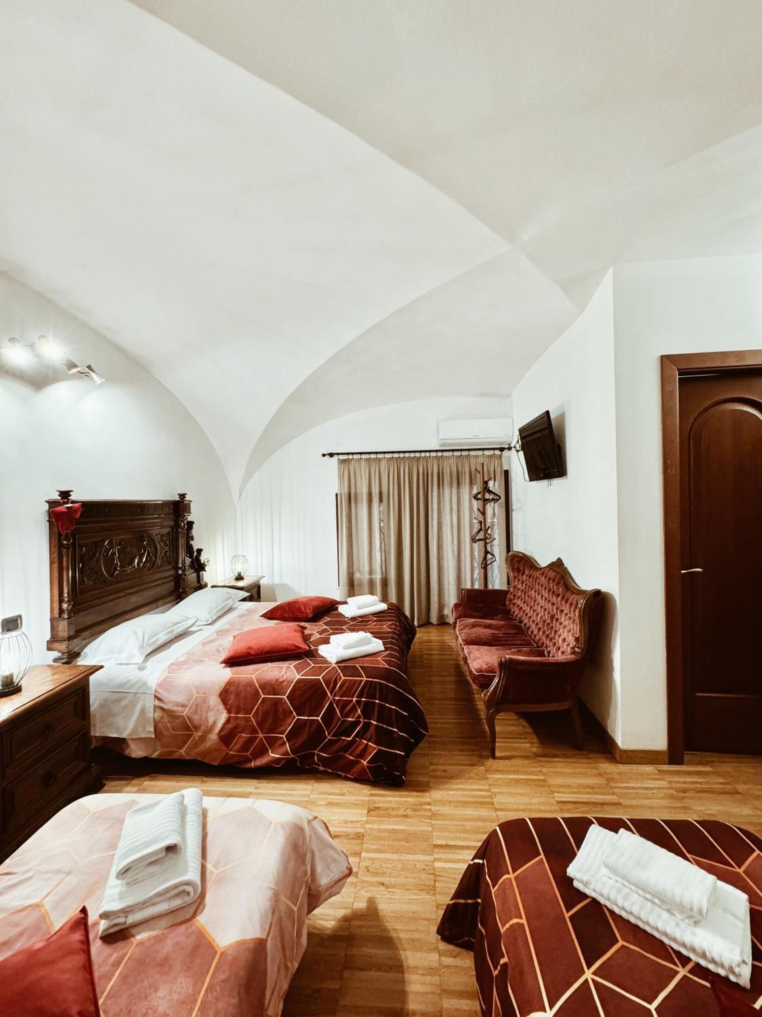 Residenza Tritone Luxury Guest House Trevi Fountain 罗马 外观 照片