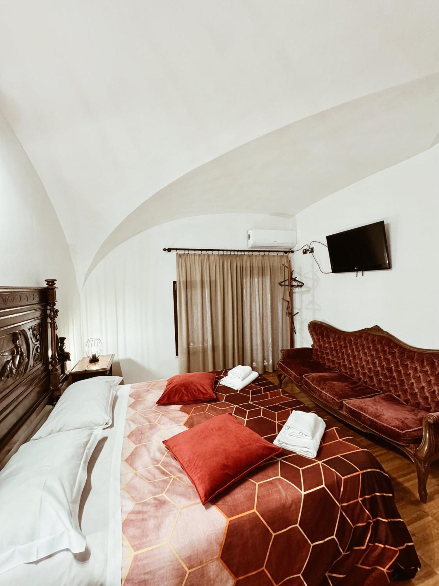 Residenza Tritone Luxury Guest House Trevi Fountain 罗马 外观 照片